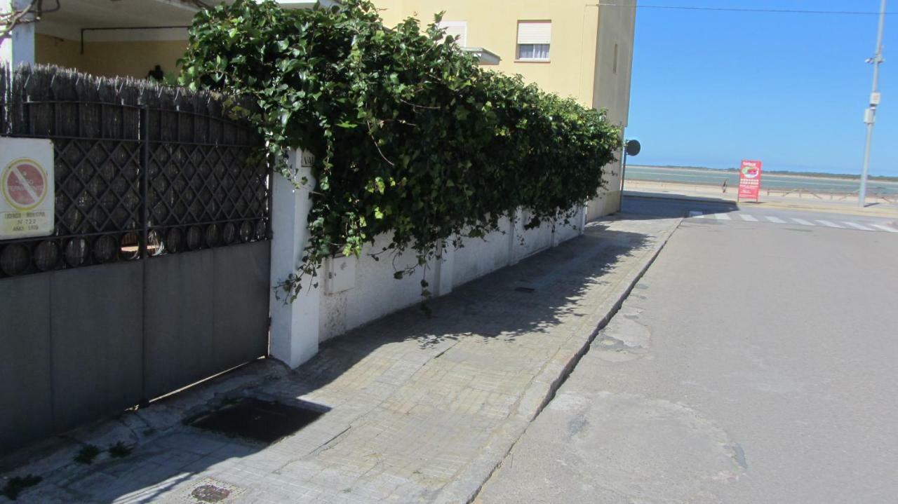 Chalet Junto Playa Y Centro Sanlucar de Barrameda Bagian luar foto